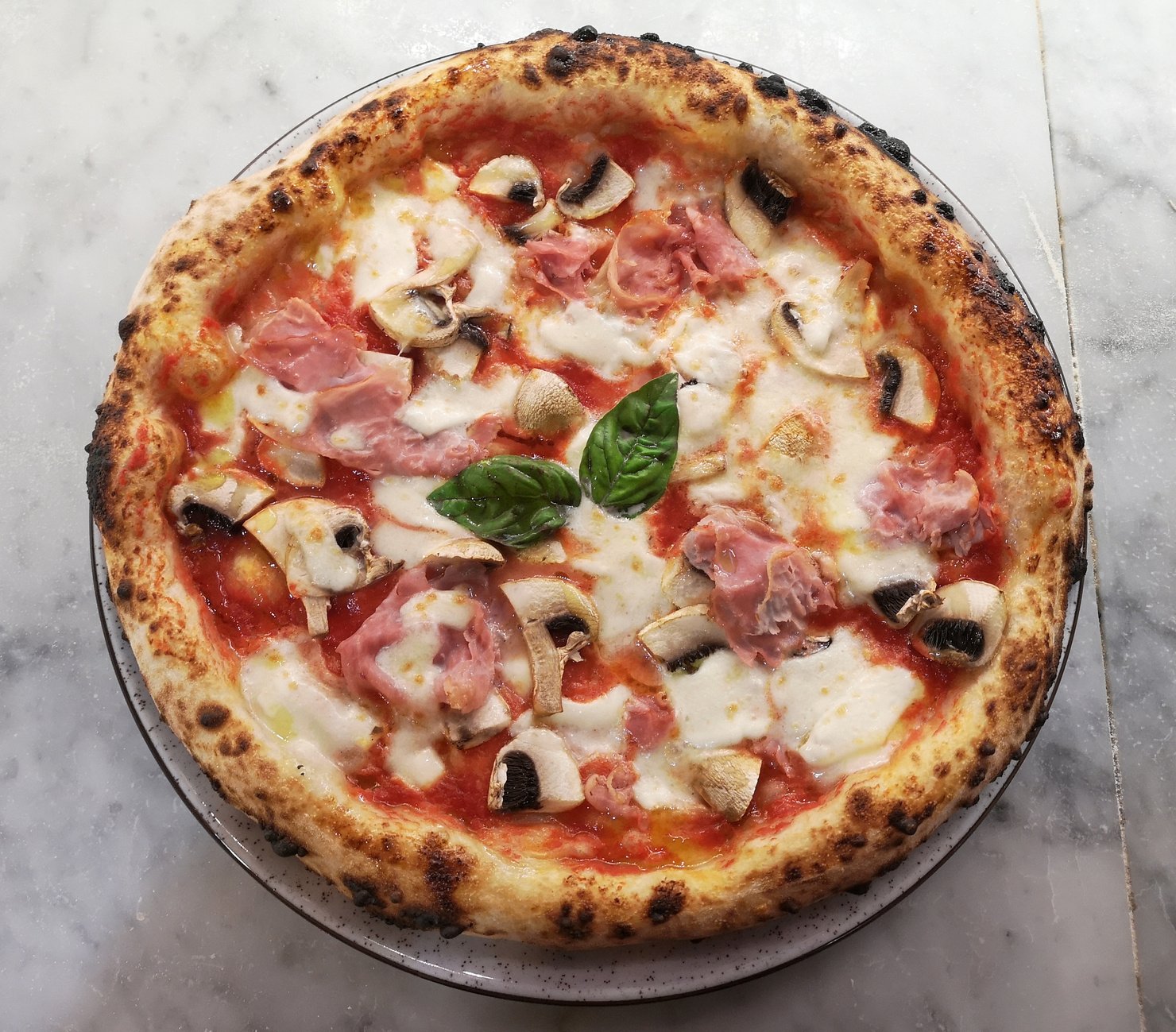 Neapolitan pizza